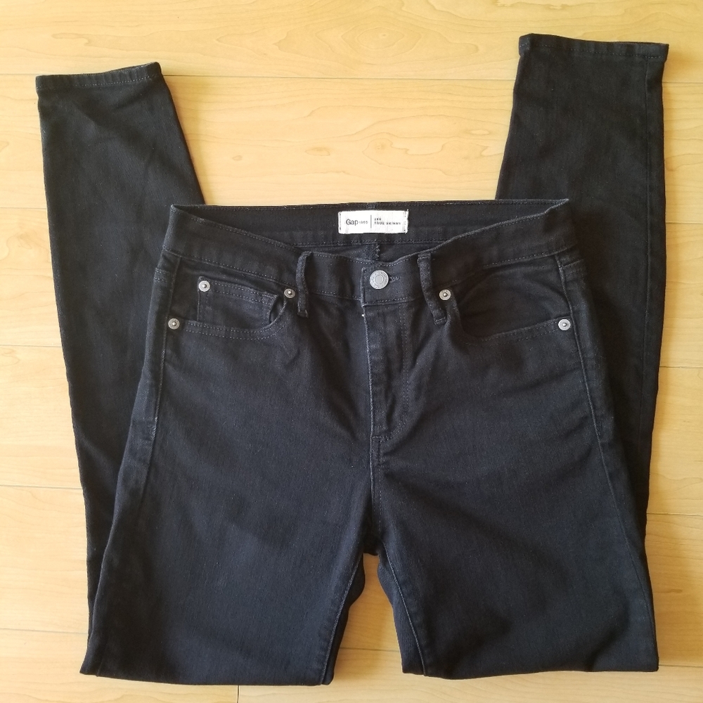 GAP Mid-rise True Skinny Jean Black  Size 28R